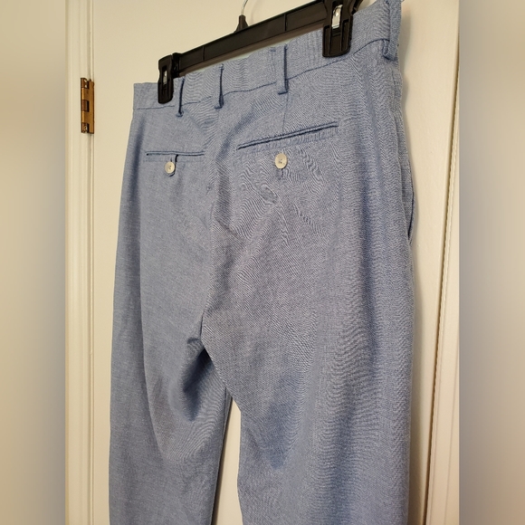 Roundtree and York Travel Smart Dress Slacks - Picture 6 of 7